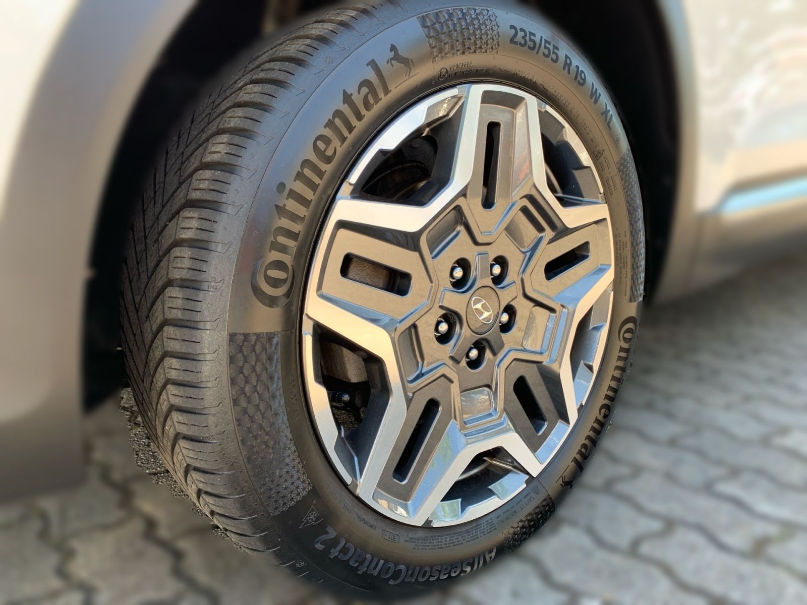 Fahrzeugabbildung Hyundai SANTA Fe 1.6 T-GDI Prime Hybrid SEVEN Pan.Dach