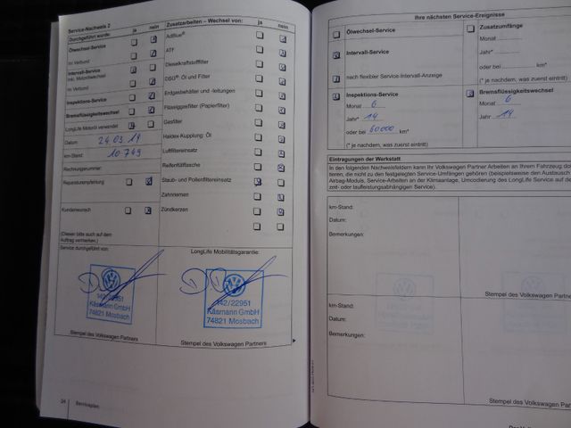 Fahrzeugabbildung Volkswagen CrossTouran/2.Hd/AHK/SitzH/140PS/PDC/Bi-Xenon/