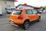 Volkswagen Polo 1,6 TDI DSG CrossPolo NAVI XENON PDC - Volkswagen Polo 6n mit Diesel-Antrieb