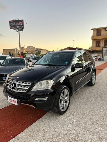 Mercedes-Benz Mercedes-benz ML 350 BlueTEC Sport