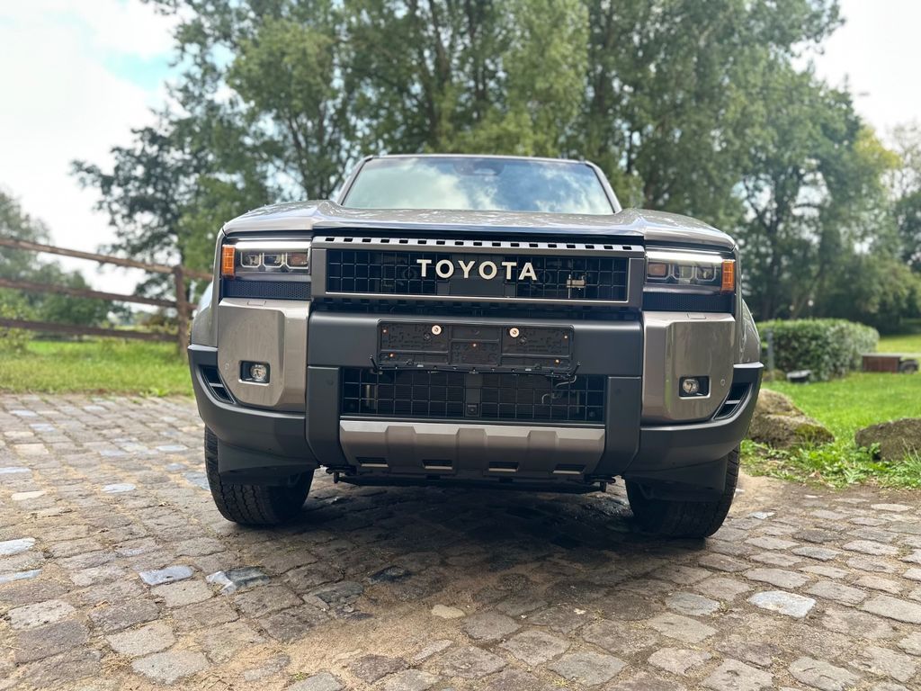 2025 Toyota Land Cruiser