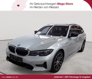 BMW Serie 3 318d Touring Aut. Sport Line LASER HUD