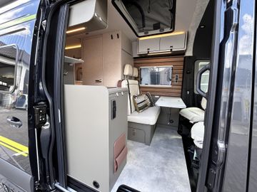 HYMER  ERIBA  HYMERCAR Grand Canyon S CrossOver 600 4x4 Winterpaket  