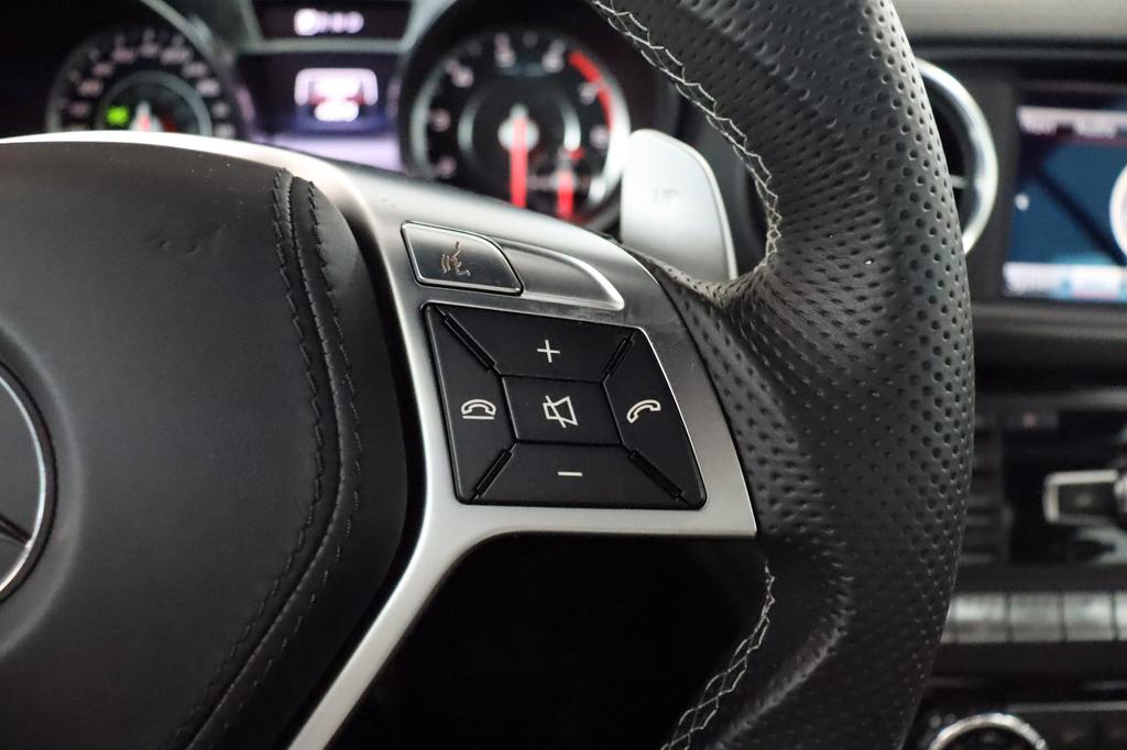 Mercedes-Benz SL 63 AMG