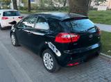 Kia Rio 7 Edition - Kia Rio aus 2012 mit Diesel-Antrieb