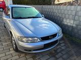 Opel Vectra 2.0 16V Elegance - Opel Vectra: 0 16v