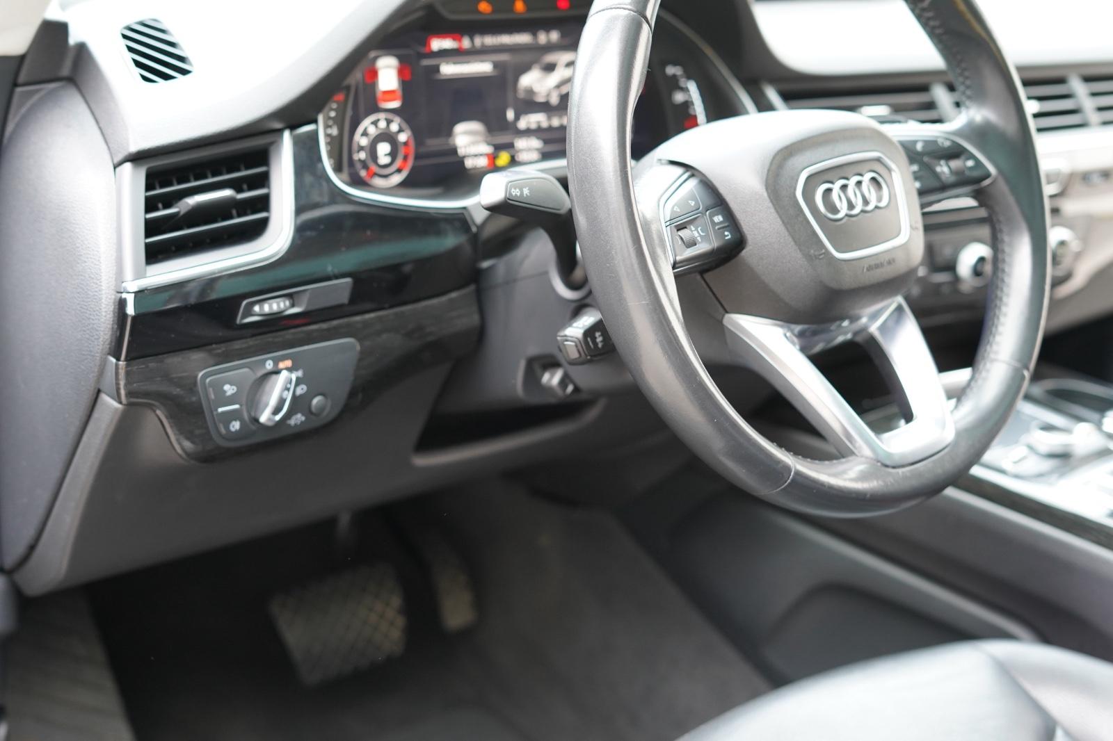 Audi Q7 55 TFSI quattro tiptronic -