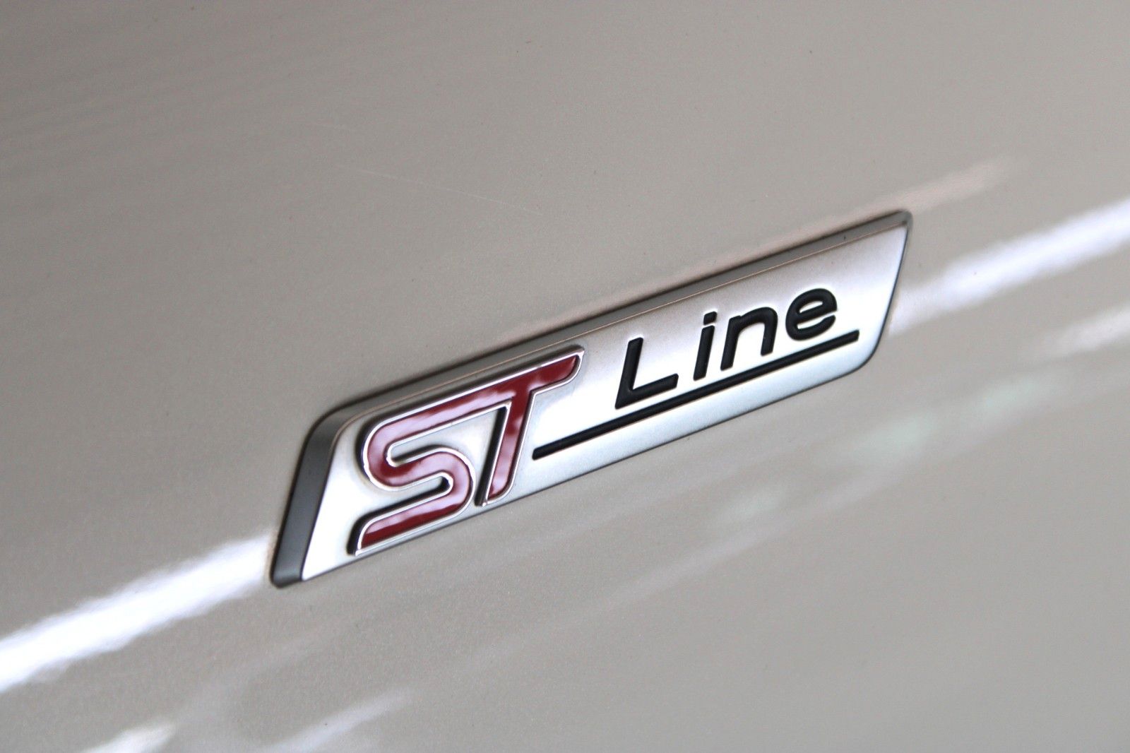 Fahrzeugabbildung Ford Fiesta ST-Line X LED NAVI B&O DAB WinterPaket
