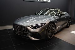 MERCEDES-BENZ SL 63 AMG*BURMESTER*360*HU* MANUFAKTUR*1.HAND MERCEDES-BENZ SL 63 AMG*BURMESTER*360*HU* MANUFAKTUR*1.HAND