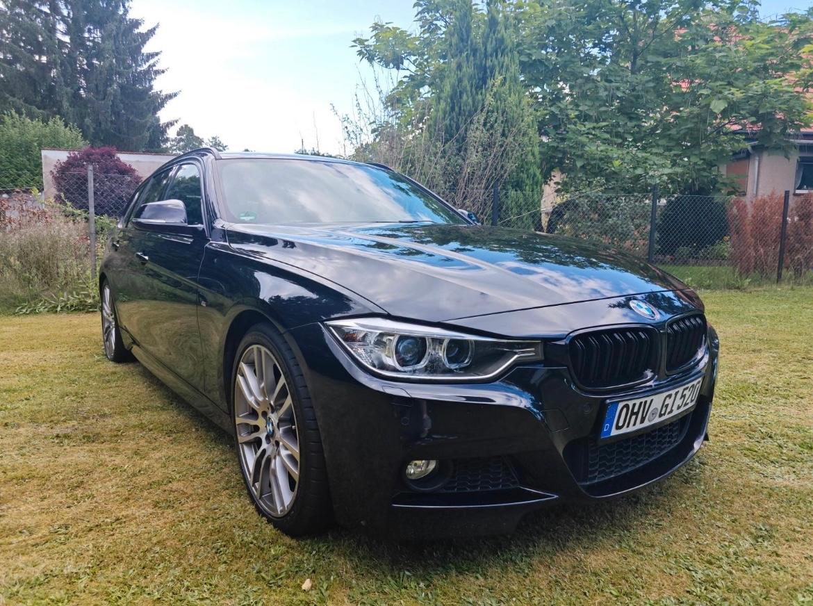 BMW 328i Touring -