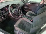 Volkswagen Golf VII Lim. Highline BMT PDC Scheckheft gepfl. - VW Golf Gebrauchtwagen in Gelsenkirchen