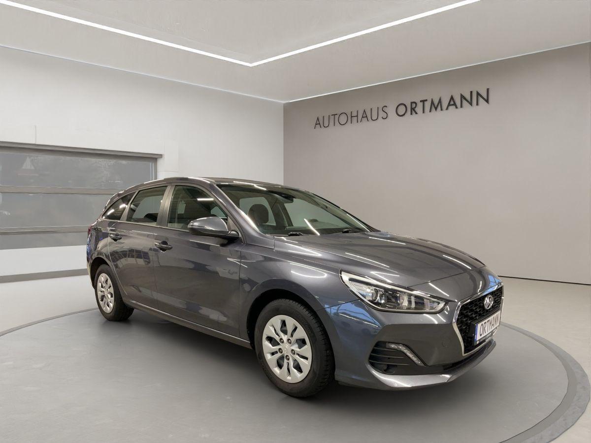 Hyundai i30 Kombi 1.4 Benzin "Select" 2WD 6-Gang