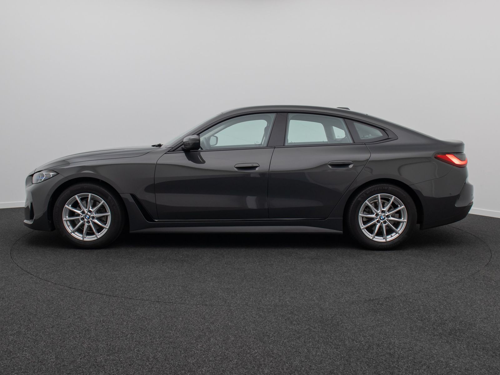 Fahrzeugabbildung BMW 420 Gran Coup&eacute; xDriv HiFi Kamera DAB Laser Sport
