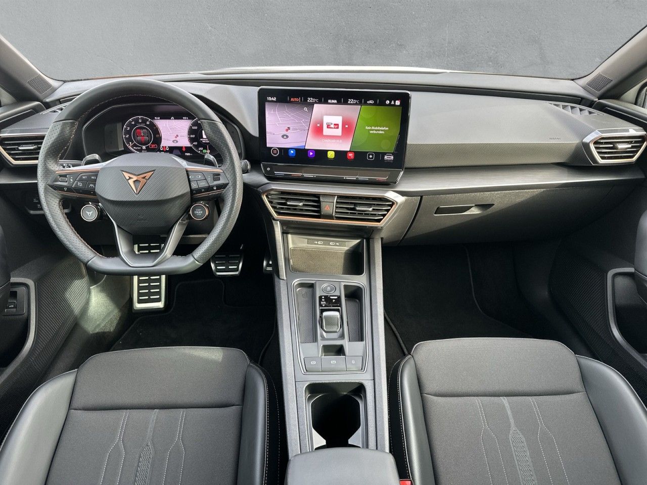 Fahrzeugabbildung CUPRA Leon Sportstourer VZ 2.0 TSI 4Drive - mit KI generiert/bearbeitet