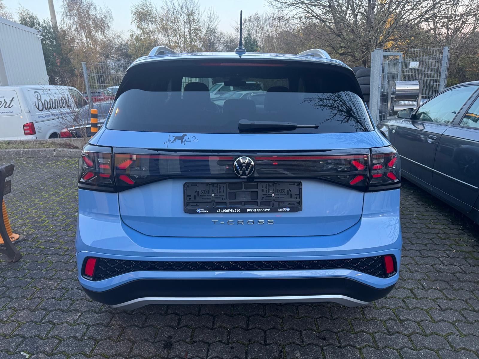 Fahrzeugabbildung Volkswagen T-Cross 1.5 TSI 110 kW R-Line Navi+IQLight+Kamer