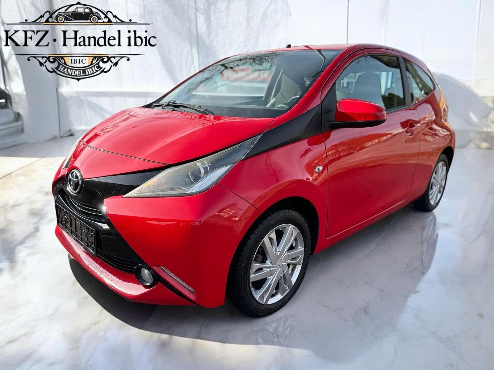 Toyota Aygo AYGO x-play touch