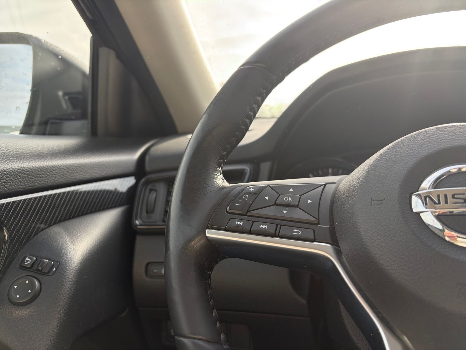 Fahrzeugabbildung Nissan X-Trail 1.6 DIG-T Acenta 4x2
