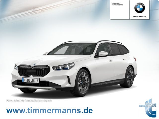 BMW i5 eDrive40 Touring Navi Bluetooth PDC MP3 Schn.