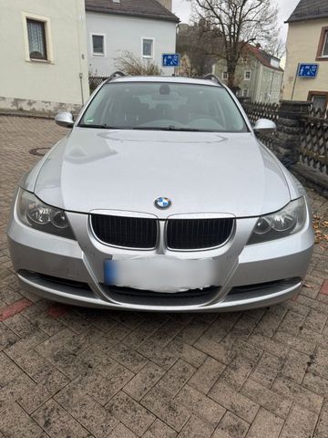 BMW E91 318d