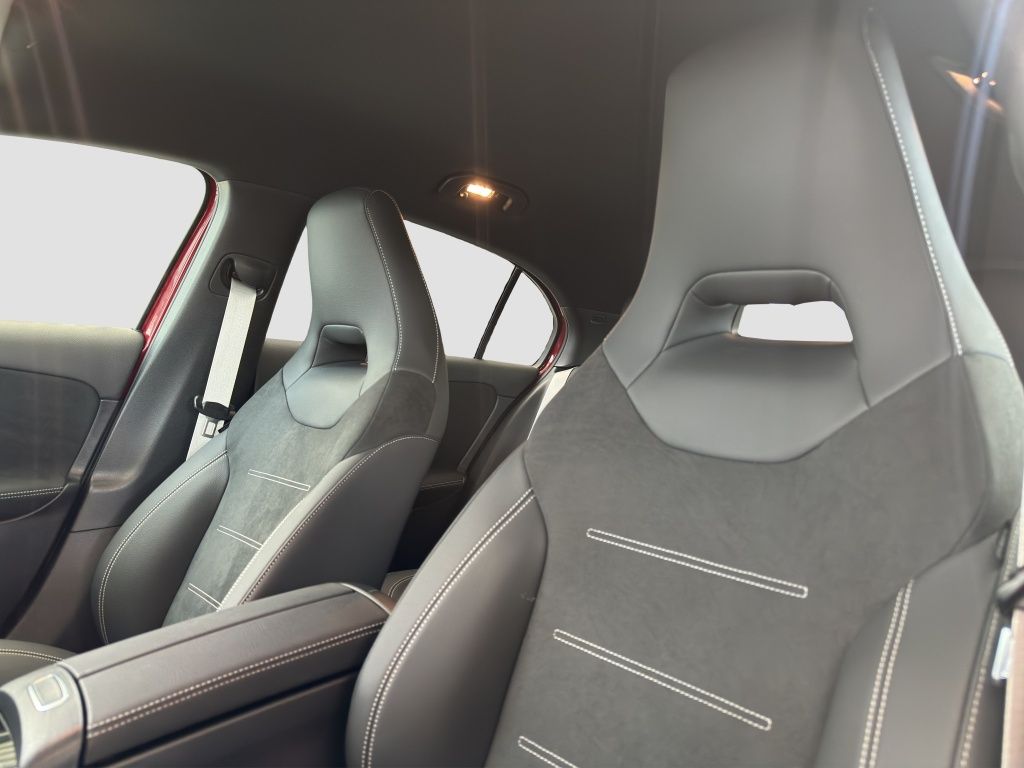 Fahrzeugabbildung Mercedes-Benz A 200 AMG Line*Night Paket*Kamera*KEYLESS-GO