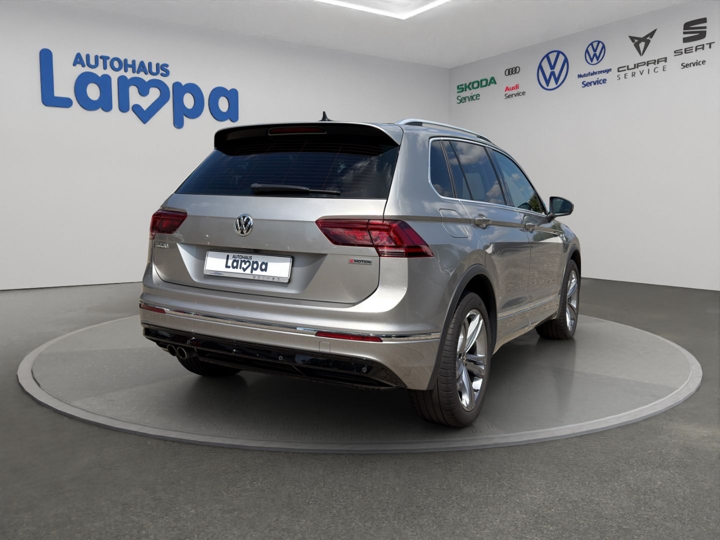 Volkswagen Tiguan Highline 2.0 TDI 4MOTION DSG AHK R-Line foto 4