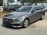 Mercedes-Benz E 220d T AVANTGARDE Aut*PDC*Kamera*LED*Navi*Pano - Mercedes-Benz E 220: Beige