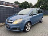 Opel Zafira B Cosmo, 7 SITZER - Opel Zafira in Braunschweig
