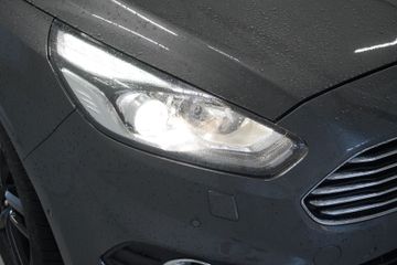 Ford S-Max - 9