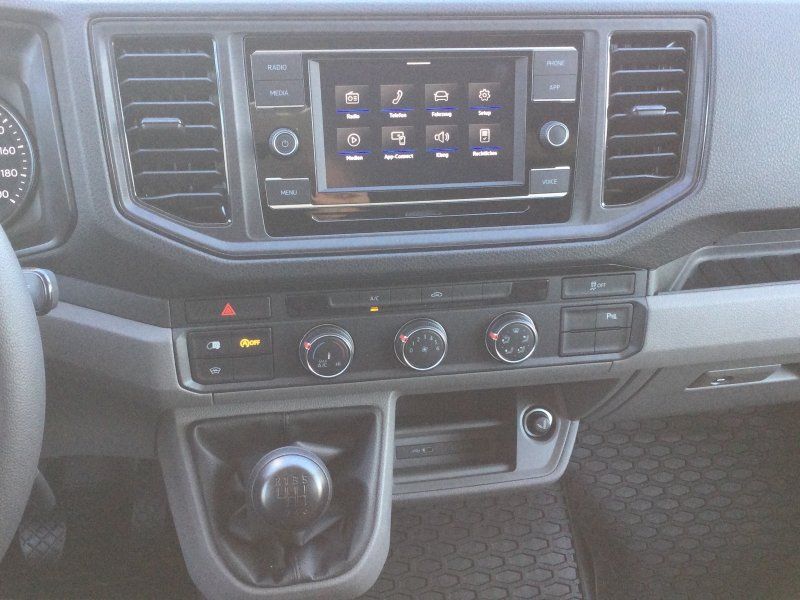 Fahrzeugabbildung Volkswagen Crafter 35 2.0 TDI L3H2 APP-CONNECT+TEMPOMAT+LED