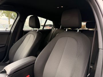 BMW 118 - 12