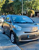 Toyota IQ + 1,0-l-VVT-i Multidrive + - Toyota IQ Gebrauchtwagen in Hamburg