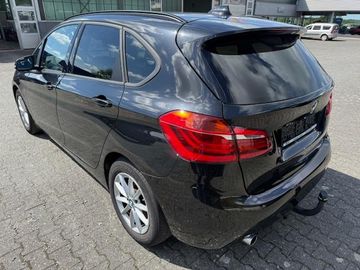 BMW 218 - 5