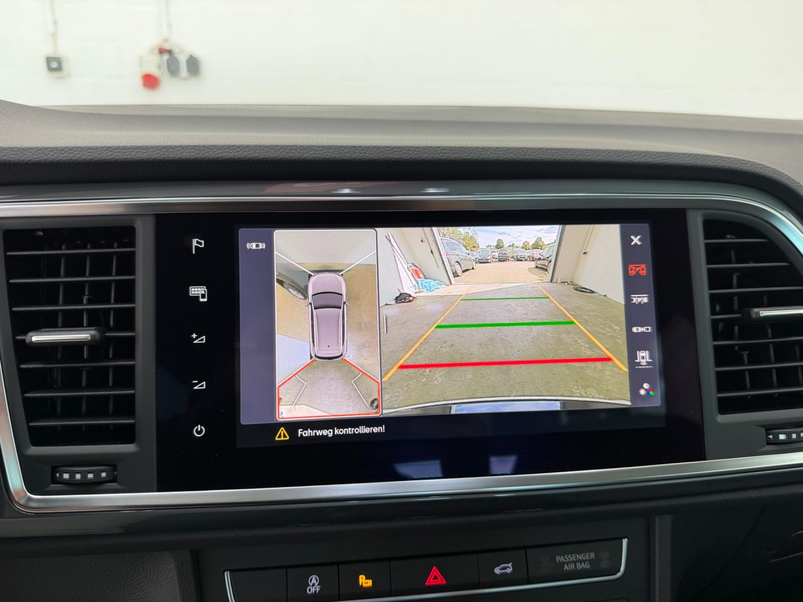 SEAT Ateca Style 1.5 TSI DSG+STANDH+ACC+ANHÄNGERKUPP+, миниатюра 25