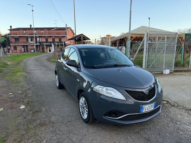 Lancia Ypsilon 1.2 69 CV 5 porte GPL Ecochic Gol