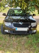 Skoda Superb 3.6 V6 DSG 4x4 L & K Combi L & K - Skoda Superb: V6