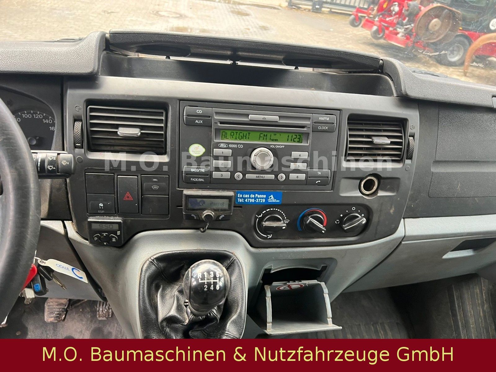 Fahrzeugabbildung Ford Transit Pritsche 115T350  Doka /