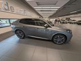 BMW iX2 xDrive30 M Sport Voll 8fach H&K AHK - BMW iX2 mit Panoramadach