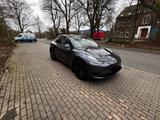 Tesla Model Y Hinterradantrieb RWD RWD - Tesla Model Y in Herne