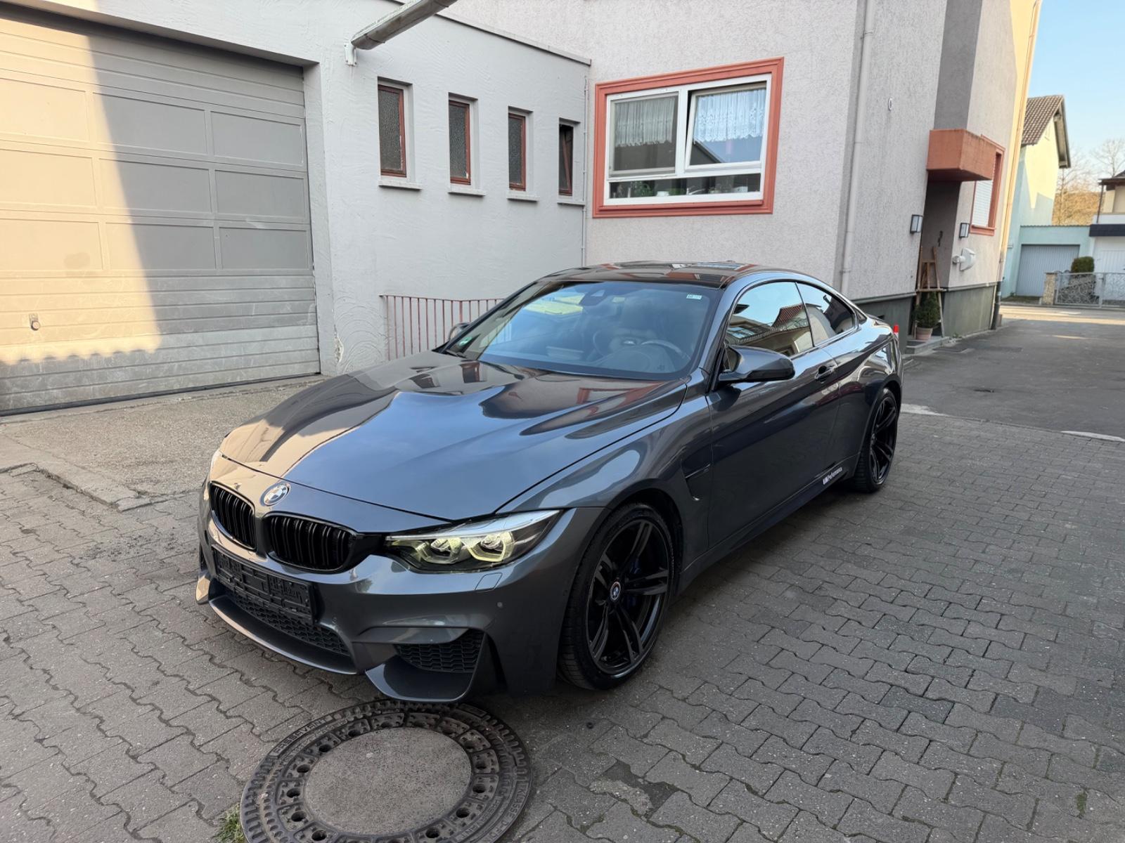 BMW M4 Coupe Competition*360*Carbon*HUD*Ass*
