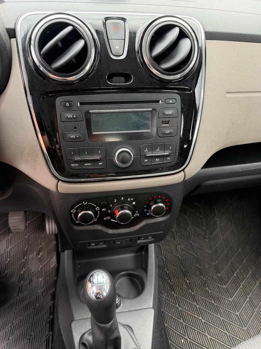 Dacia Lodgy 2014 — photo 14