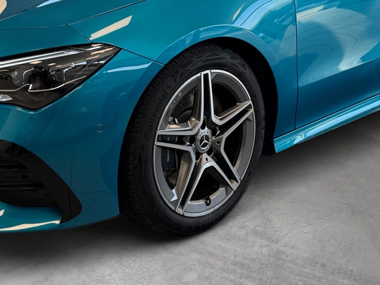 Fahrzeugabbildung Mercedes-Benz CLA 250 4M AMG Premium*Multibeam*Totwinkel*Kame*