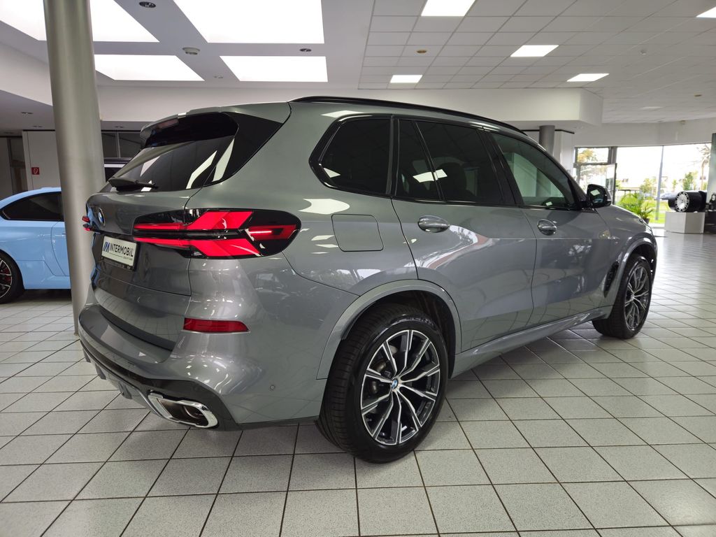 BMW X5 xD40i M Sport*PANO*SOFT*STHZG*7-SITZ*AHK*360°
