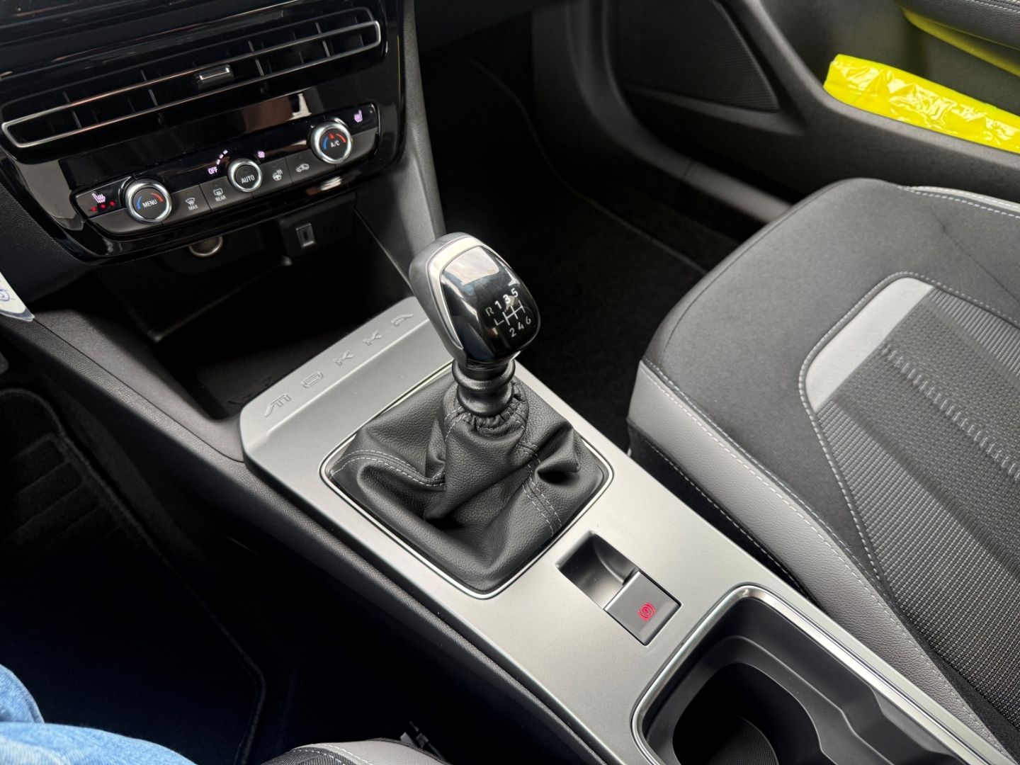 Fahrzeugabbildung Opel Mokka 1.2 GS mit SHZ+LHZ+Kamera+Allwetter