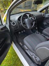 Opel Corsa 1.4 Color Edition Color Edition ( Steuerk) - Opel Corsa aus 2011: Color Edition