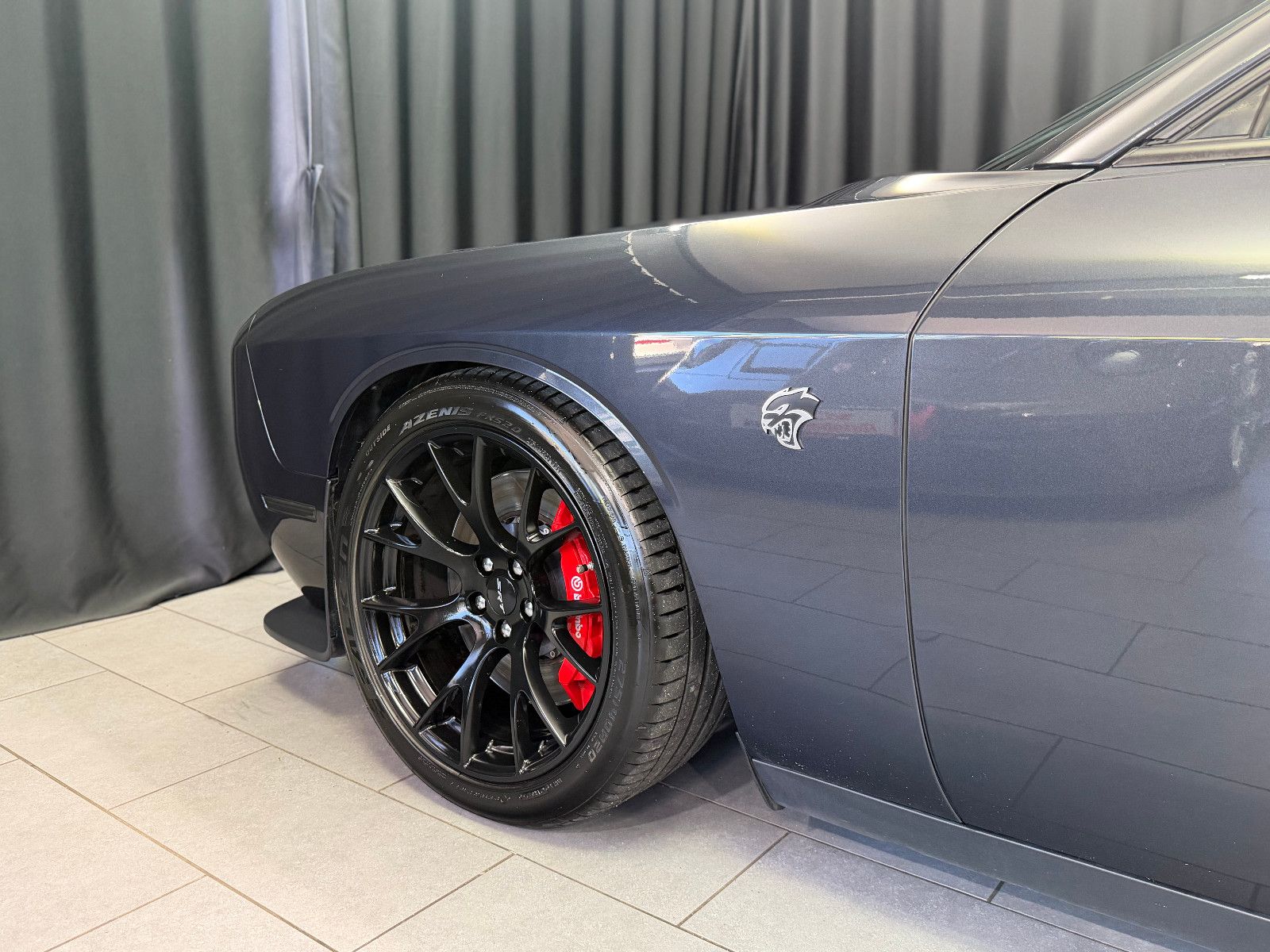 Fahrzeugabbildung Dodge Challenger SRT Hellcat |H/K|KW|GME