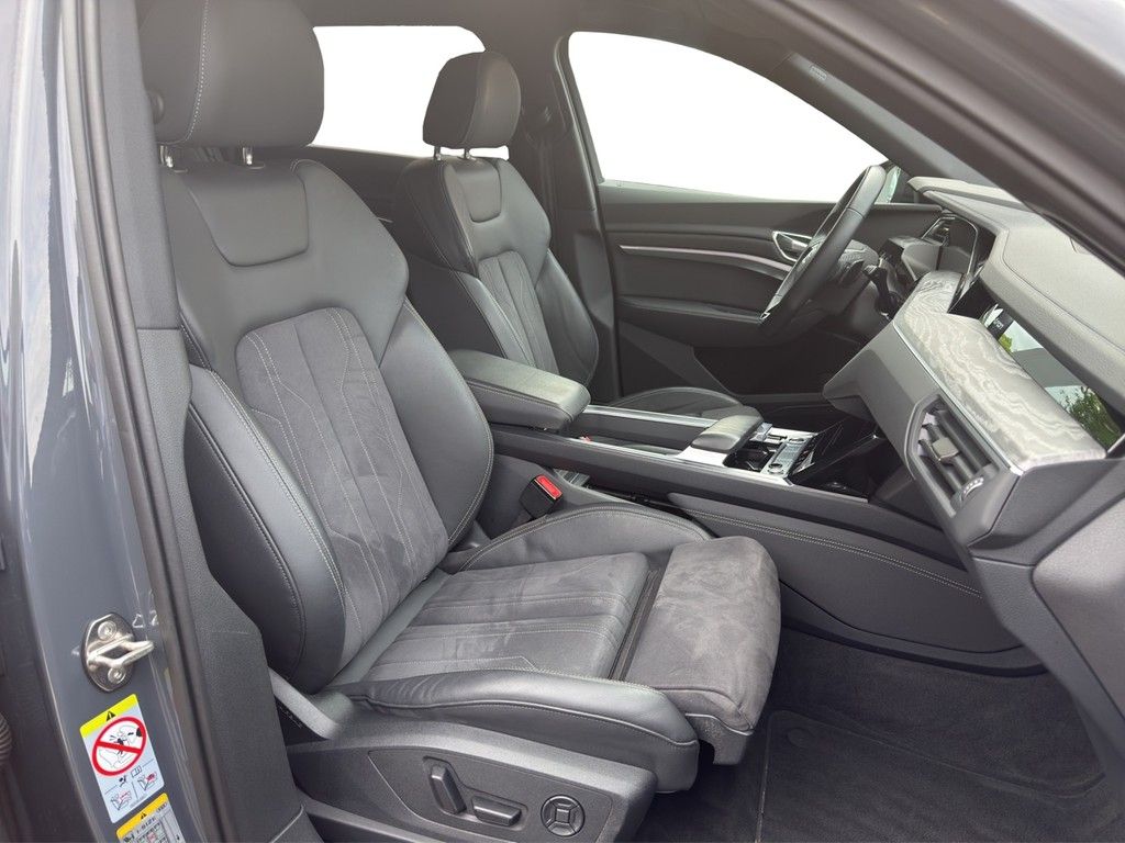 Audi Q8 e-tron - Bild 10