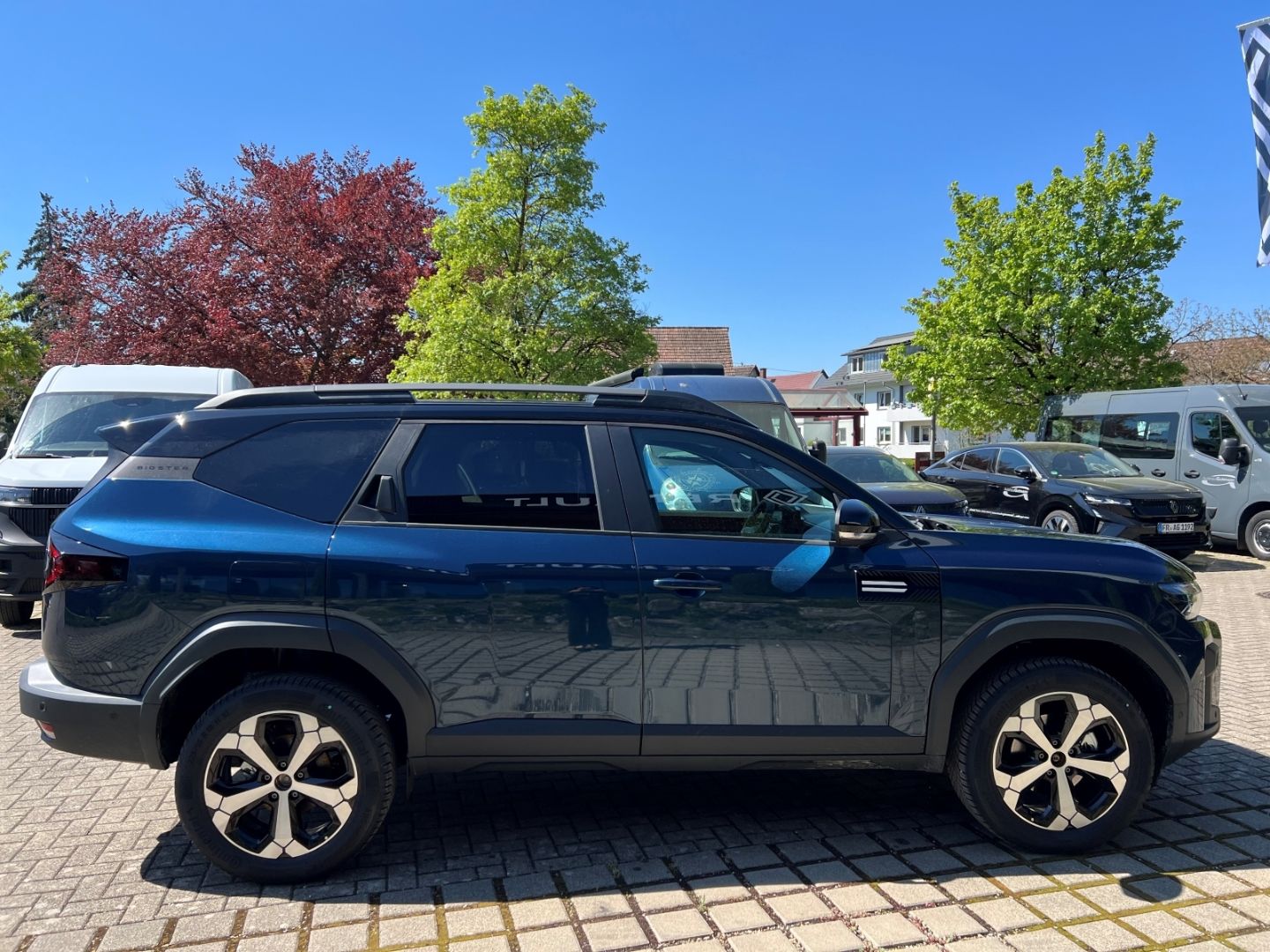 Fahrzeugabbildung Dacia Bigster Hybrid-G 150 Journey 4x4 Navi Digitales