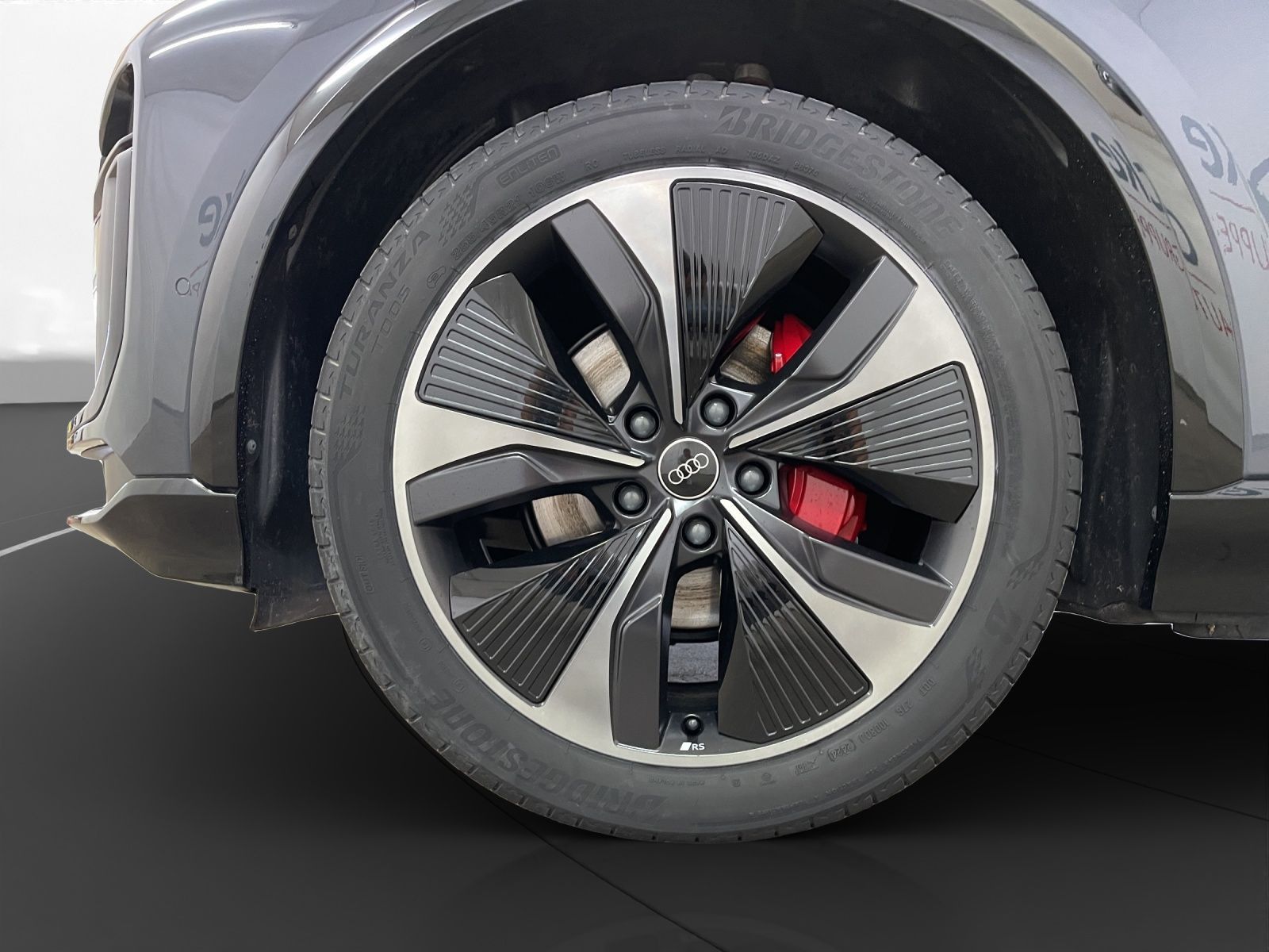 Audi Q6 e-tron - Bild 13