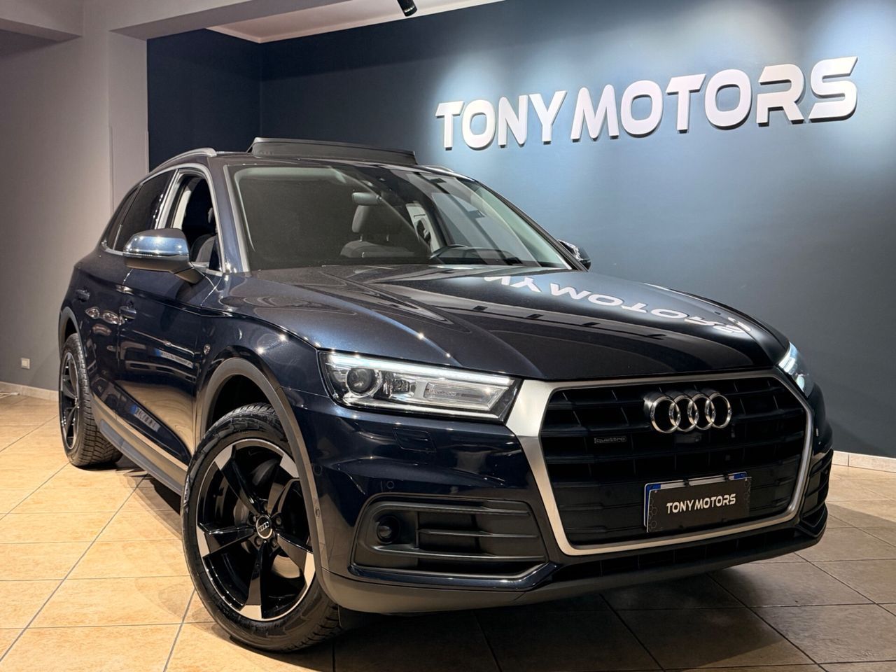 Audi Q5 40 TDI quattro S tronic Business Design imagem 2