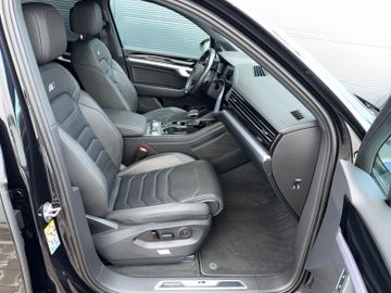Volkswagen Touareg - 10